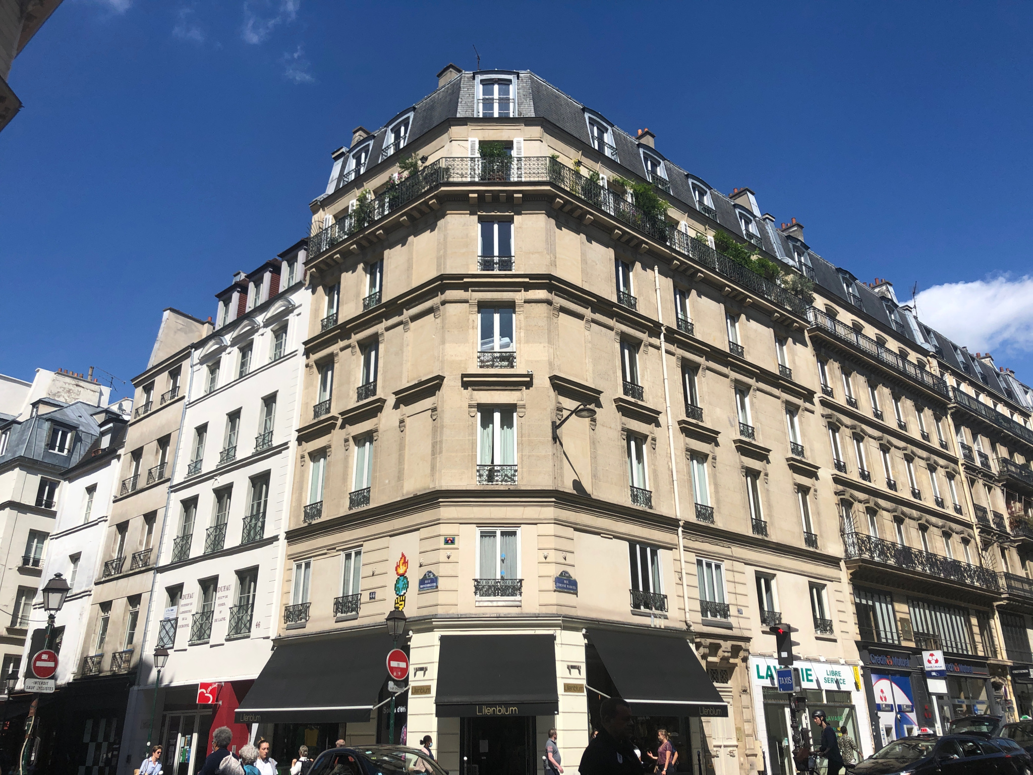 Vente Etienne Marcel